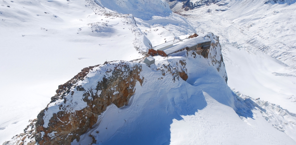 CABANE GNIFETTI OUVERT